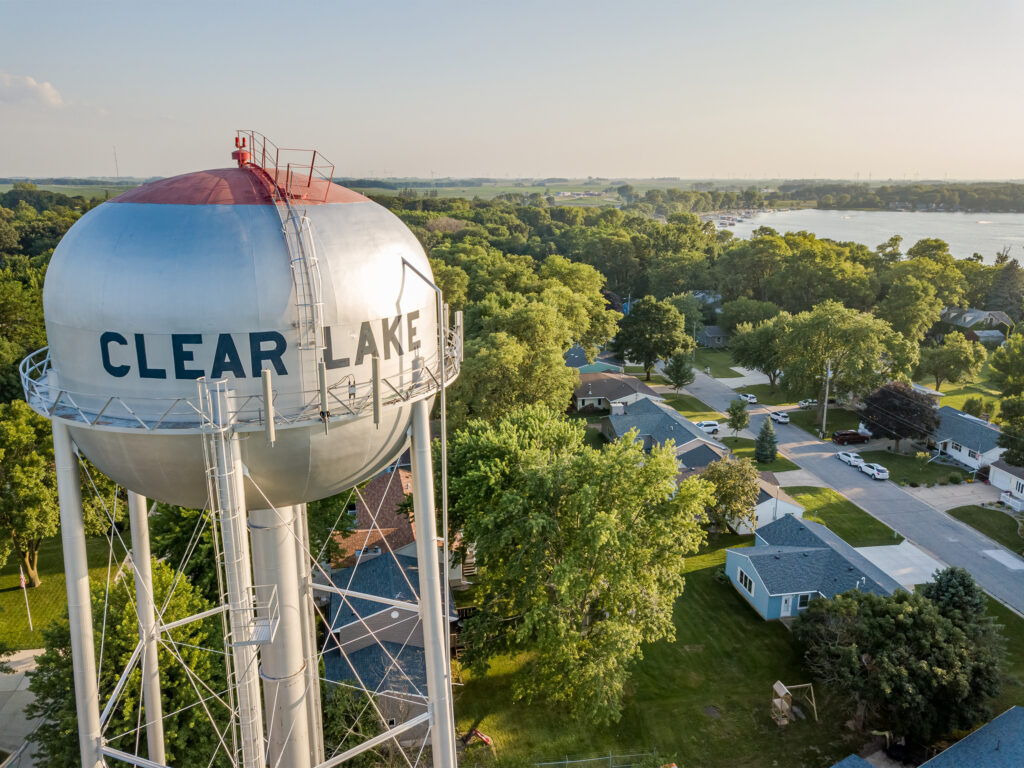 Drone photo of Clear Lake watertower